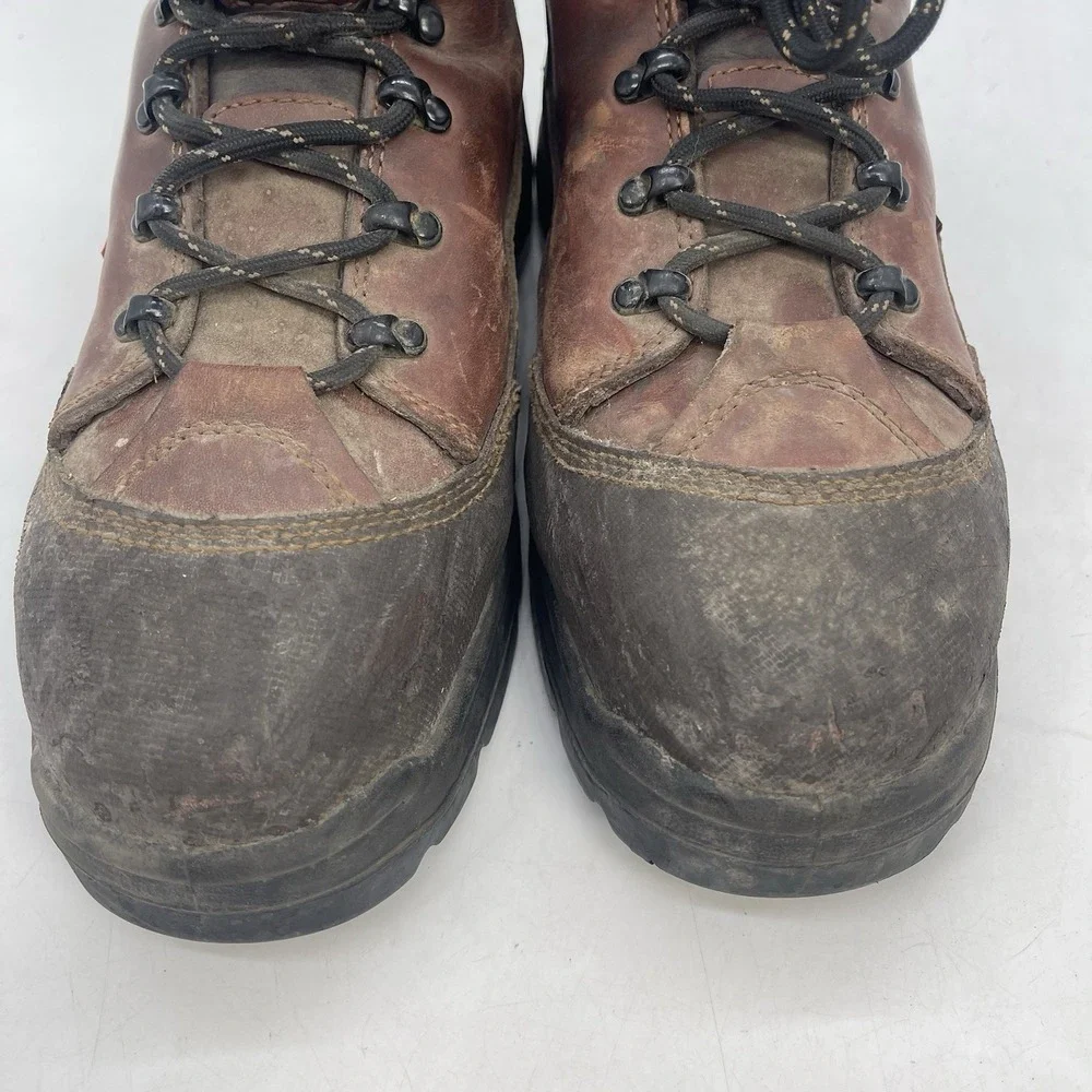 Red Wing Shoes shop confidence